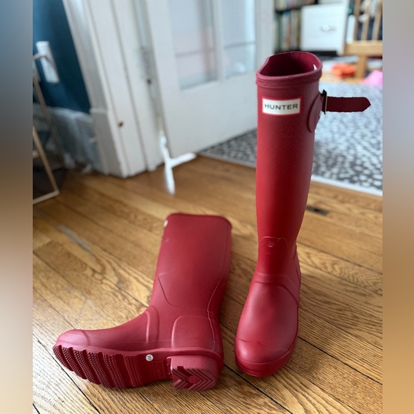 Hunter Tall Red Waterproof Boots - Size 6 - NWOB - Picture 2 of 6